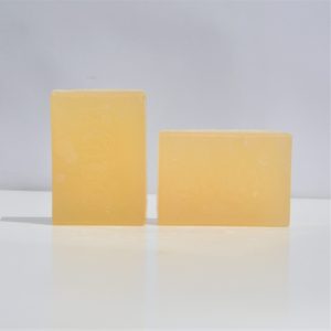 Mild soap for sensitive skin with lemon balm